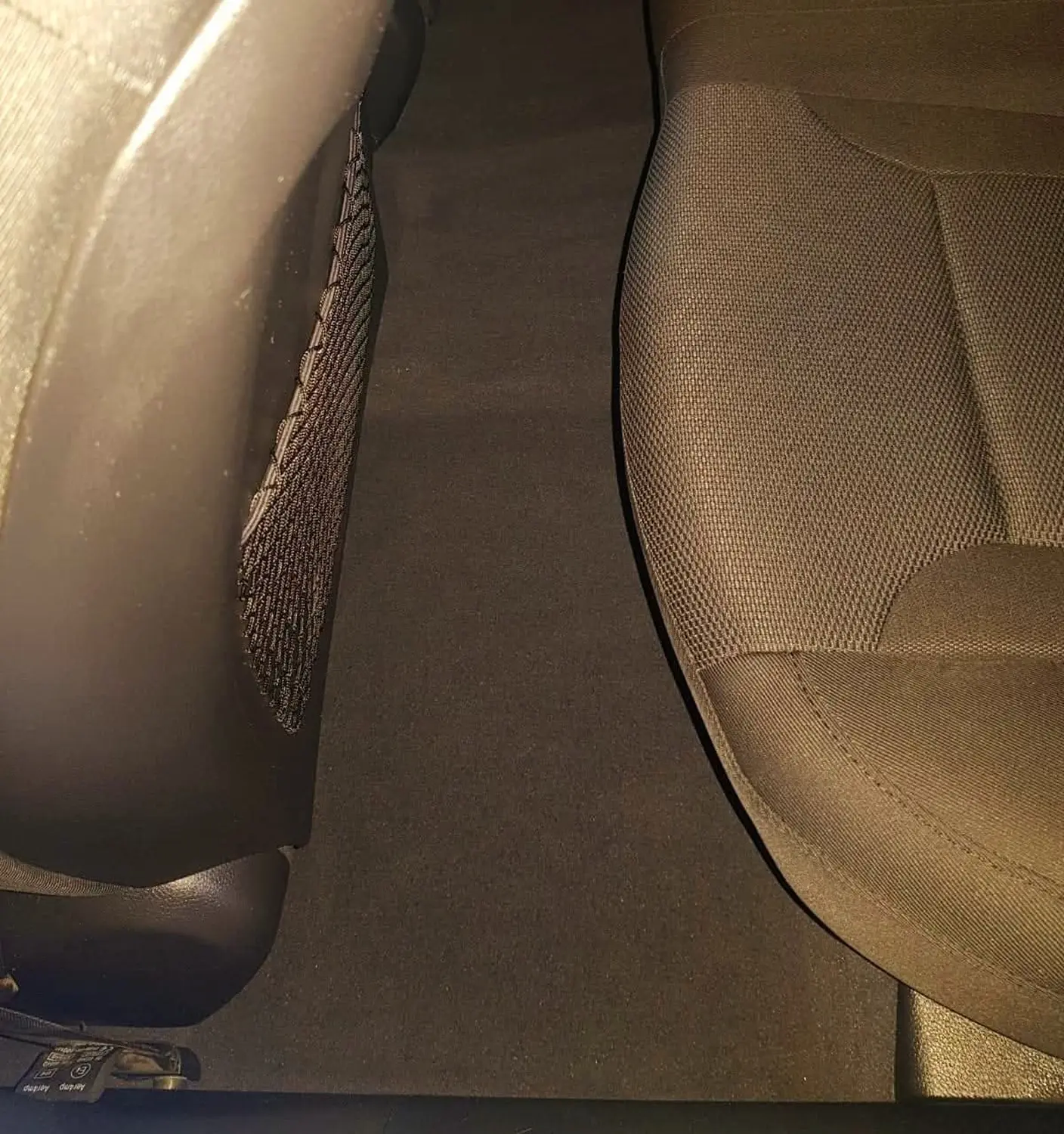 Enalp Garage -  Reinigung des Fahrzeugbodens