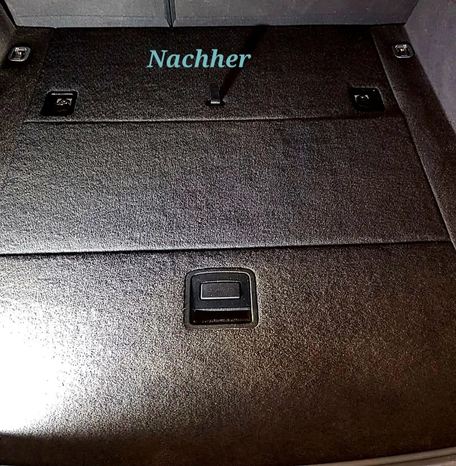 Enalp Garage -  Nach der Reinigung des Fahrzeugbodens